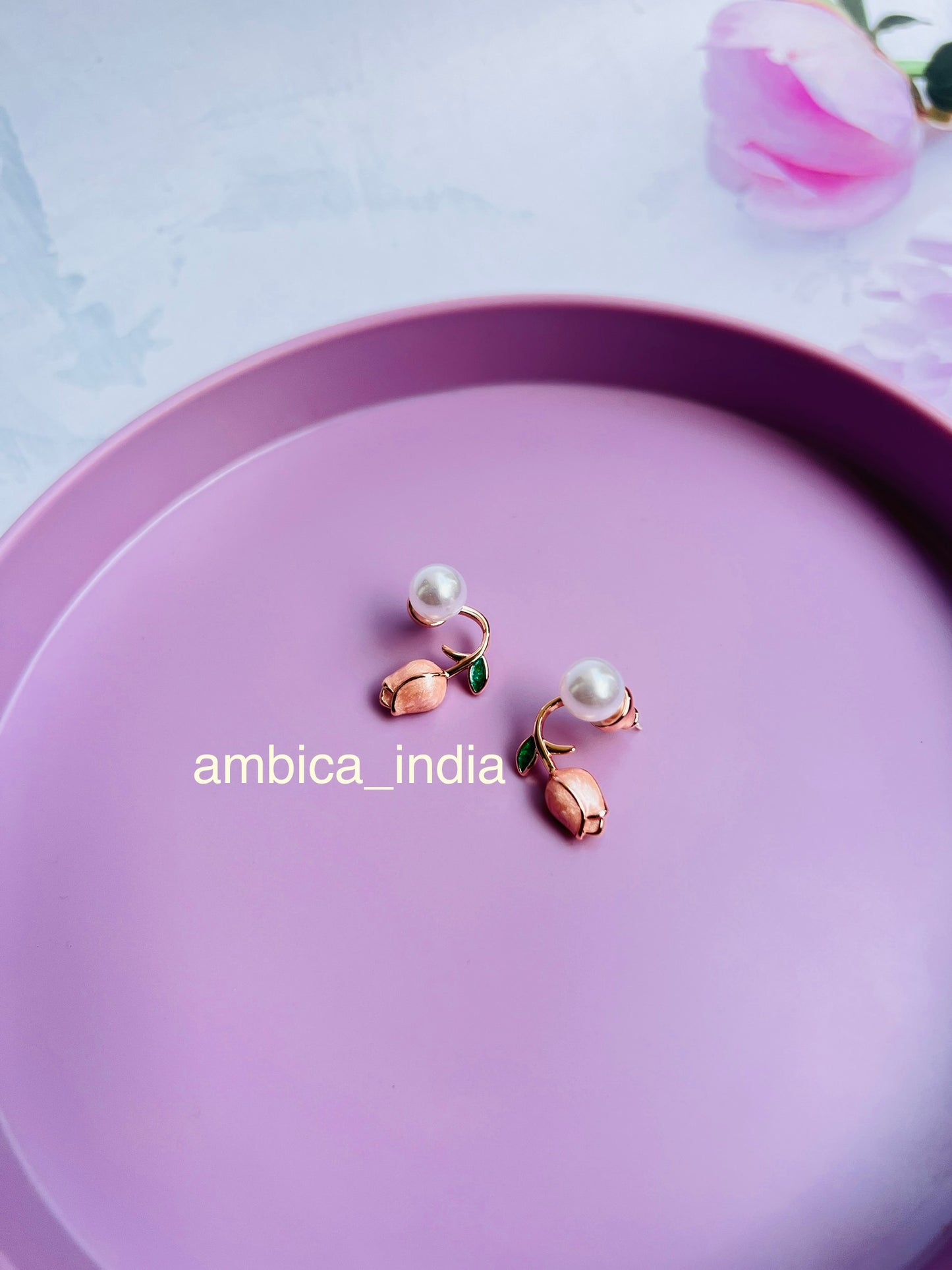 Flower Pearl Stud