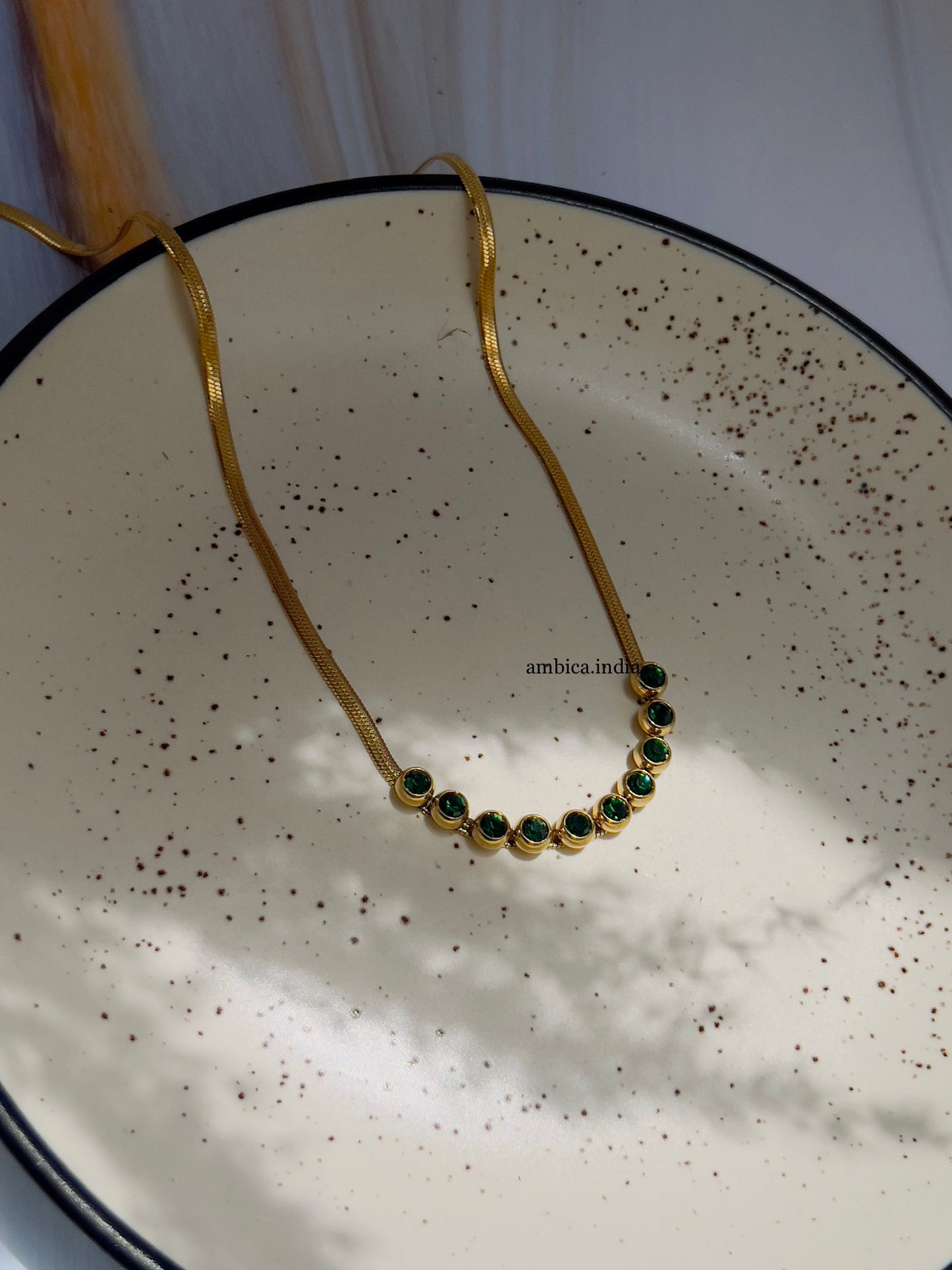 Green round crystals with Snake chain