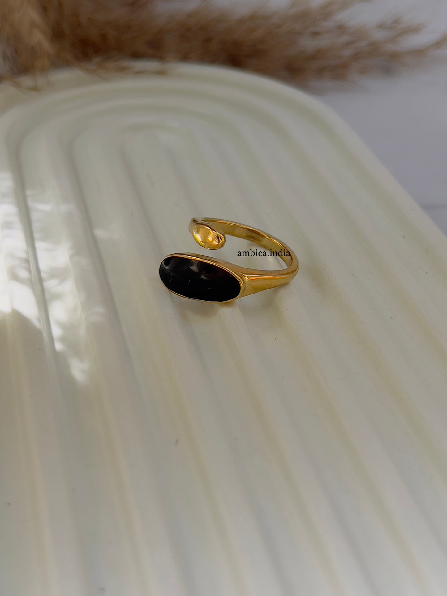 Cross black stone ring
