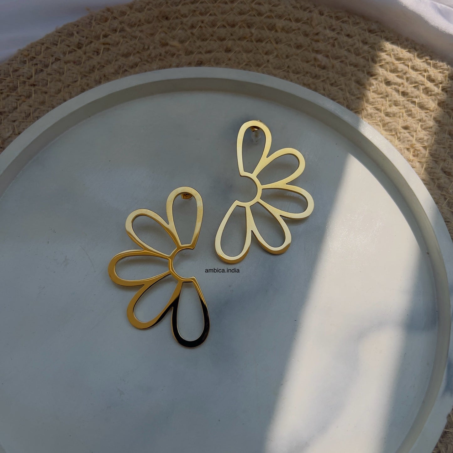 Flower earrings
