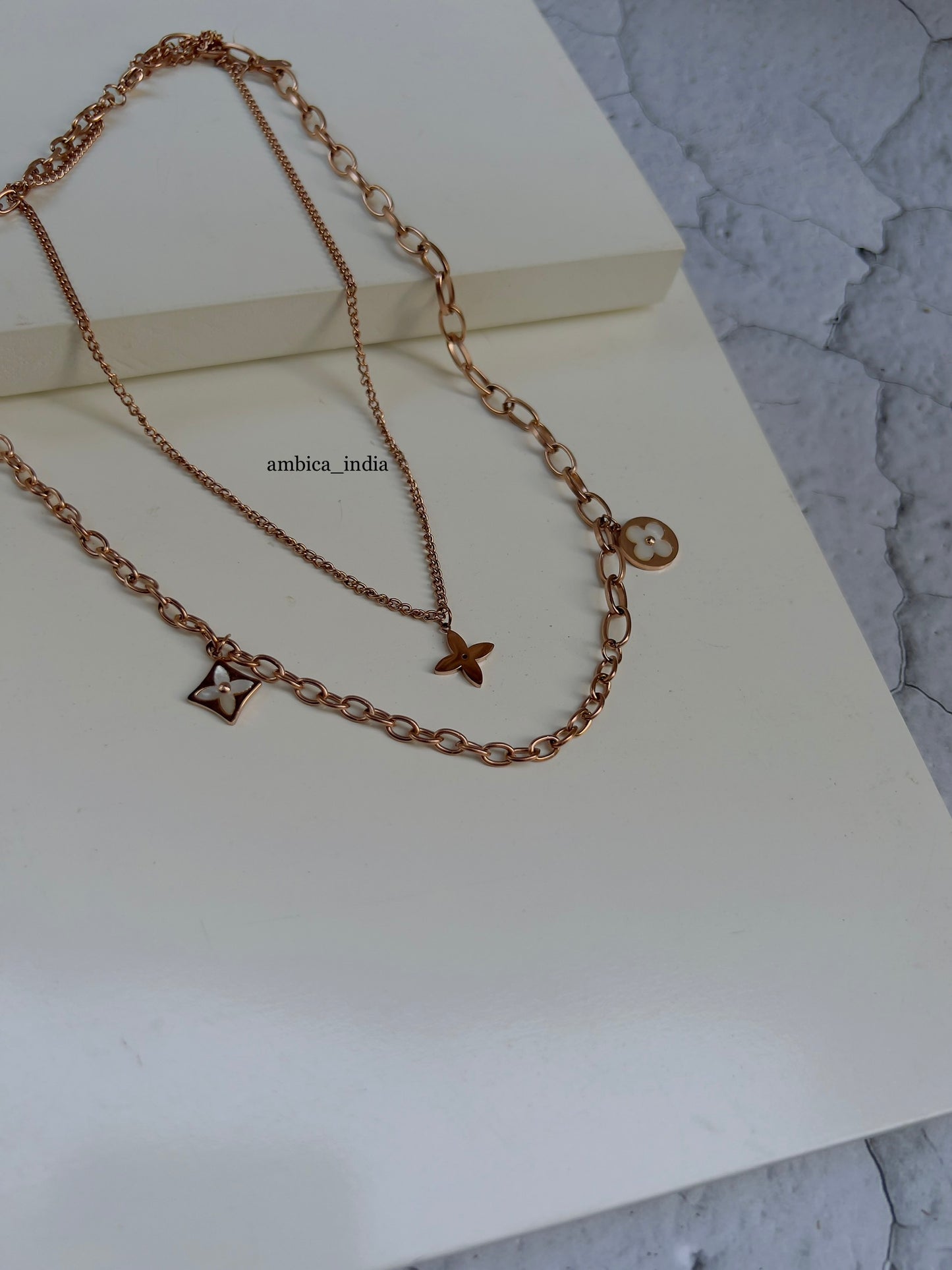 Clover link chain layered necklace