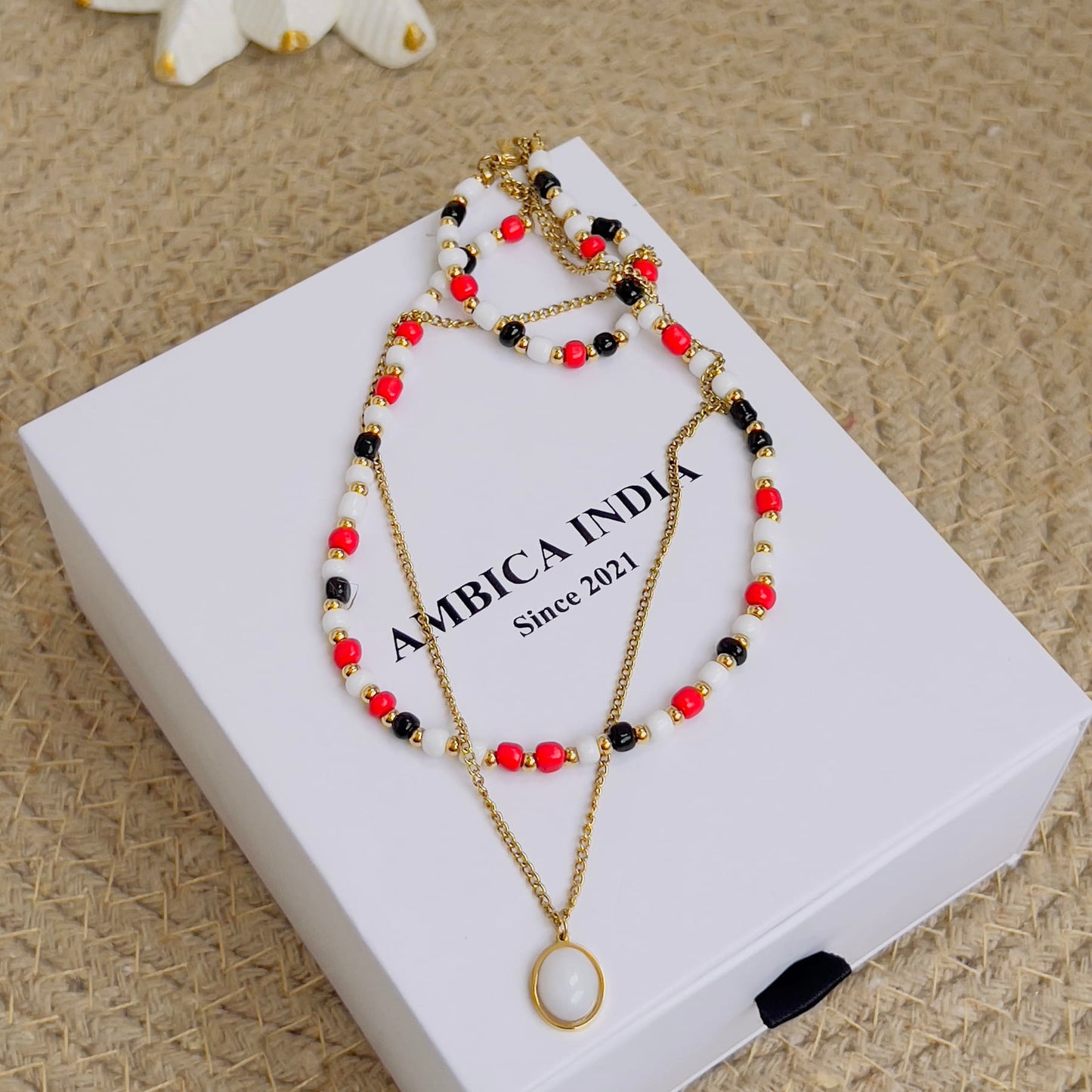 Pearl layered necklace