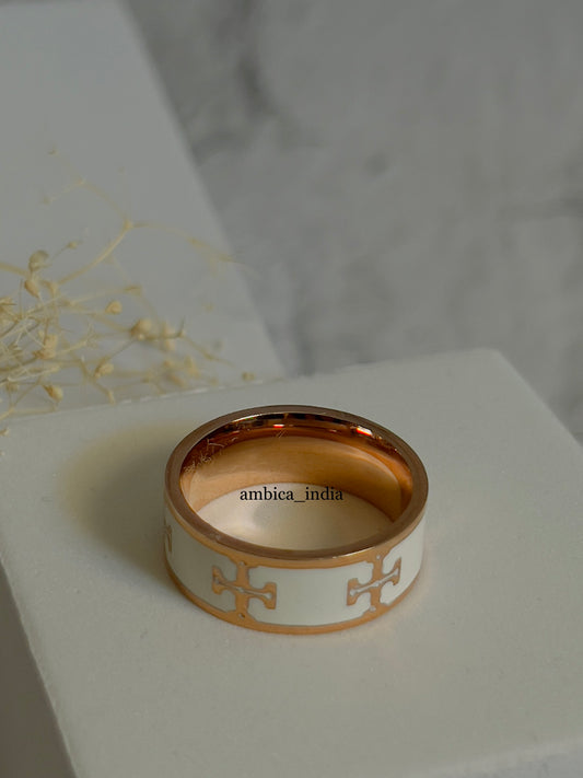 White Tory brunch ring