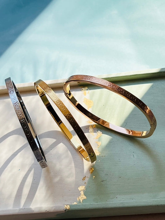 Thin Bracelet 6