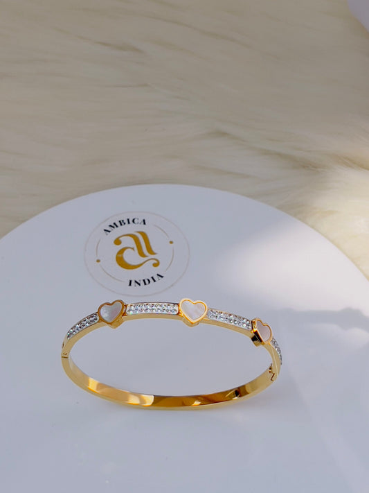 Heart bracelet