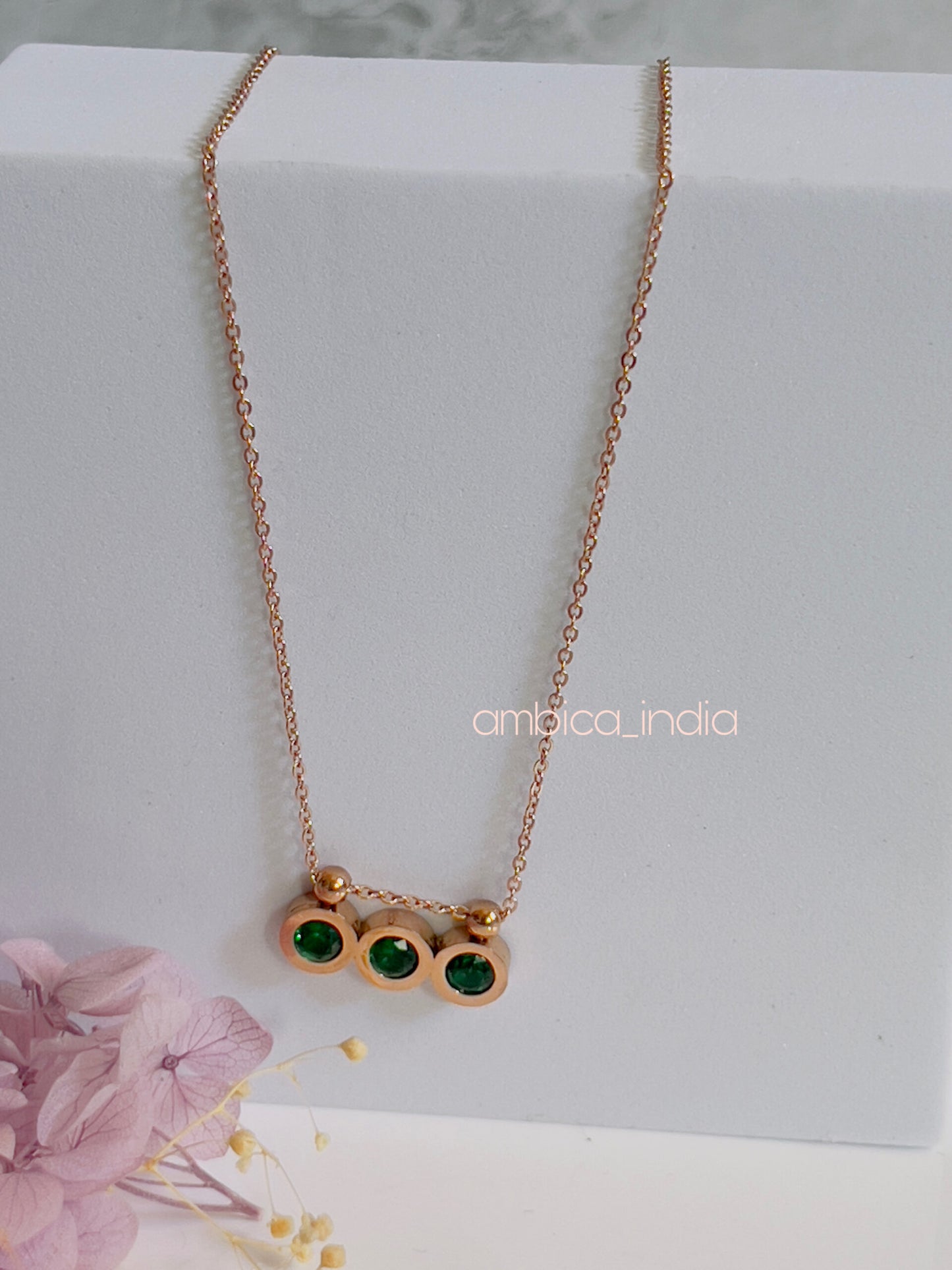 Round Green Crystal necklace