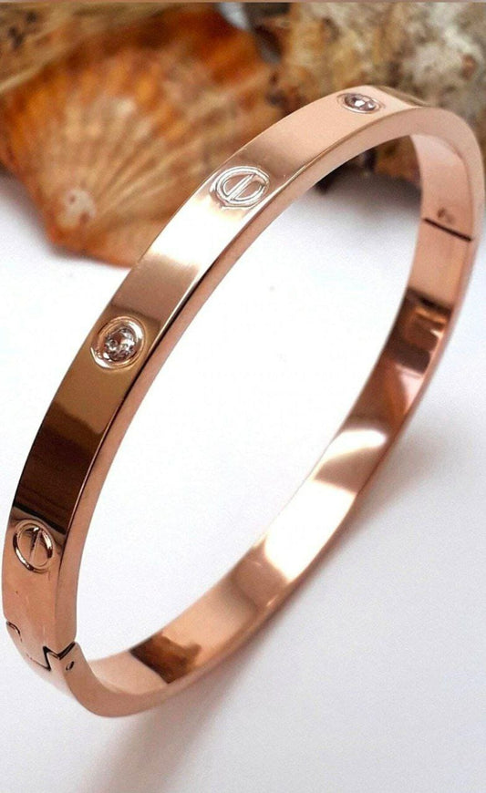 Love DIAMOND BRACELET