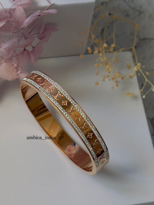 Luxury studded bracelet