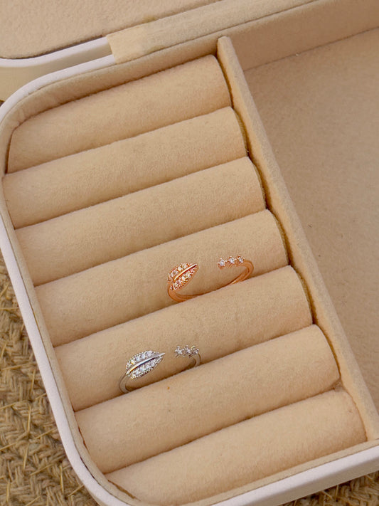 Leaf cross Adjustable Ring