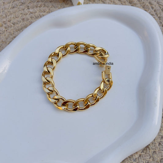 Link thick chain bracelet