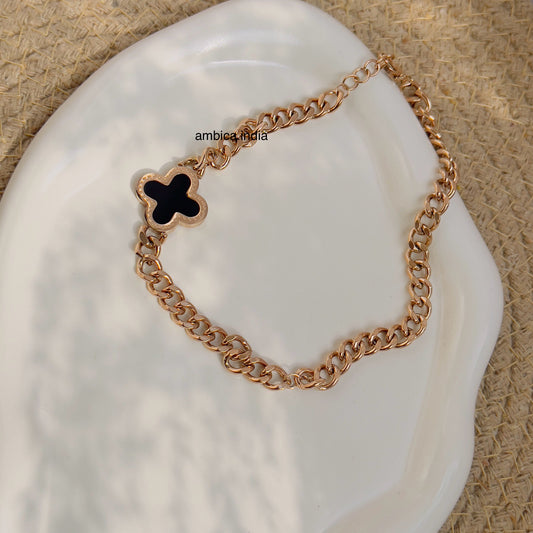 Clover reversible choker