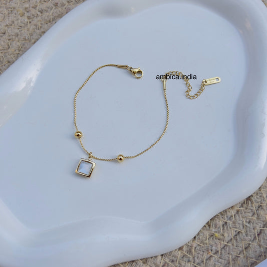 Statement bracelet