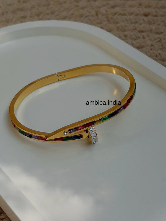 Multicolour crystal nail bracelet