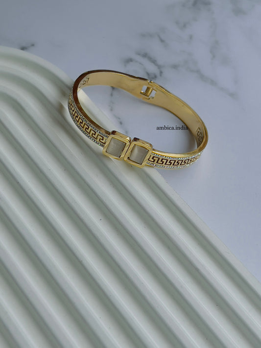 White square stone bracelet