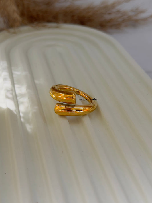 Nail thick ring gold plated