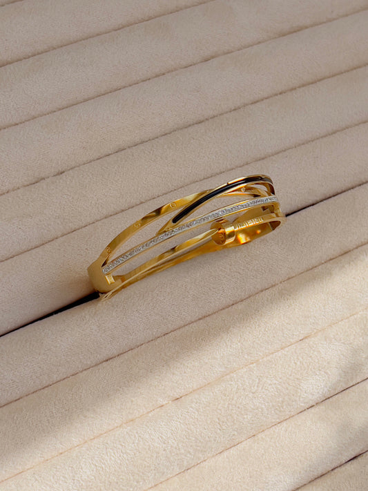 Love nail bracelet gold plated
