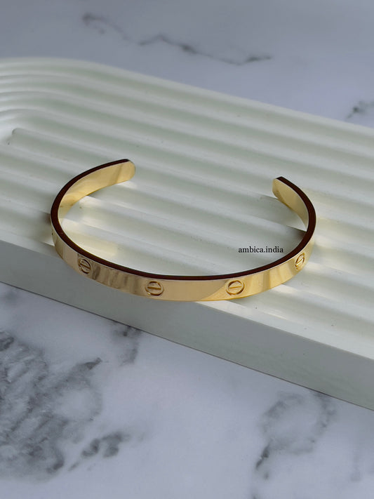 Love bracelet gold plated