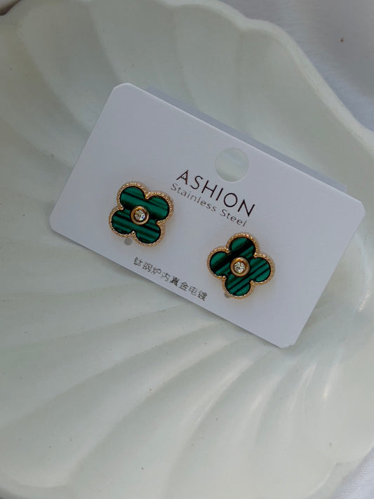 Clover green studs
