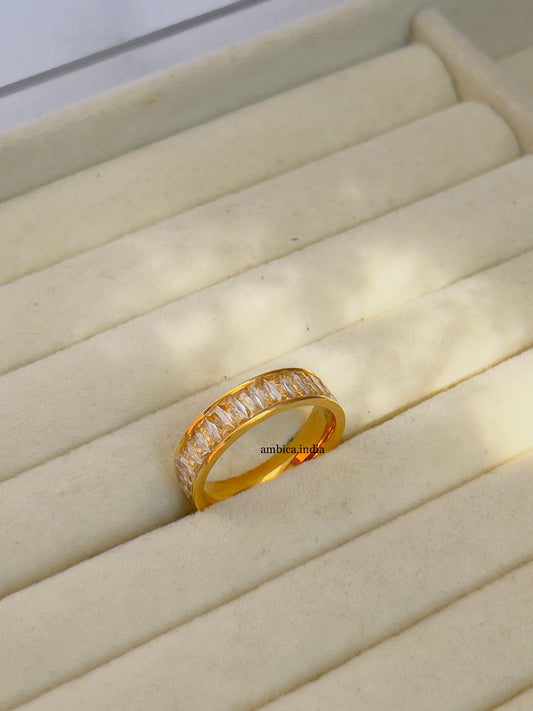 Crystal band ring 18k gold plated