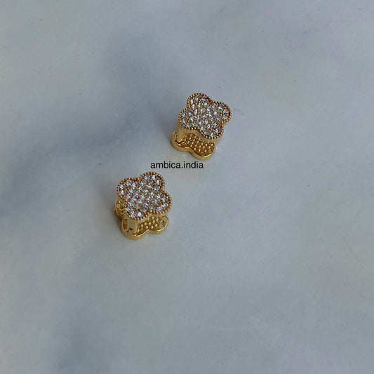 Studded clover earrings