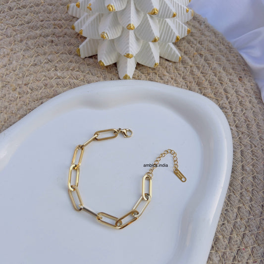 Link bracelet