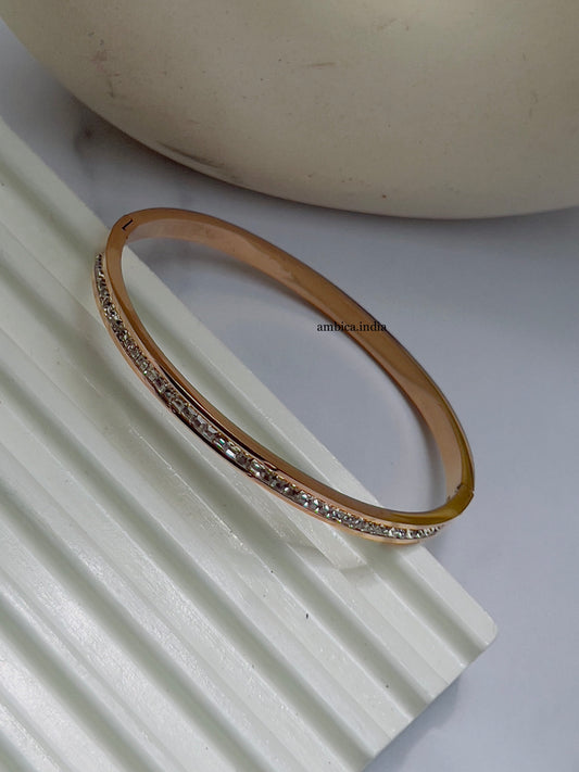 White thin crystal bracelet