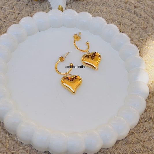 Chunky heart earrings