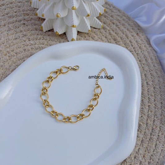 Link chain bracelet