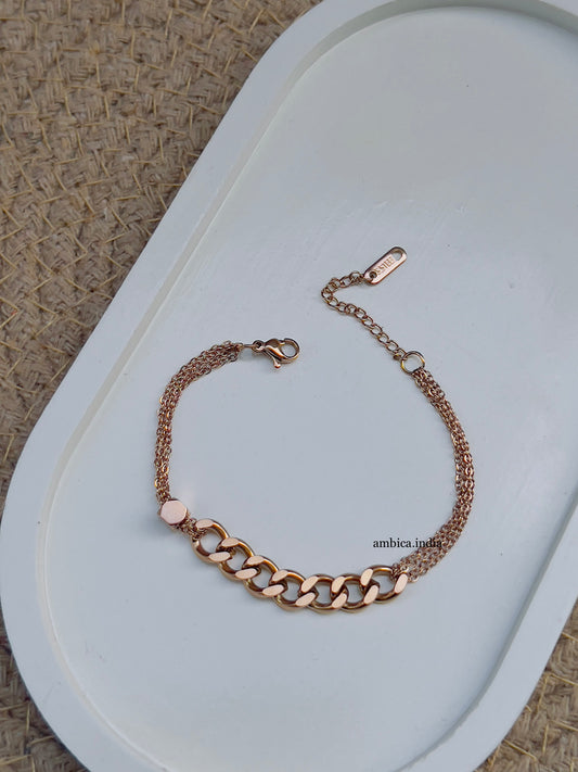 Link bracelet