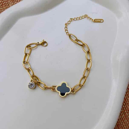 Clover link bracelet