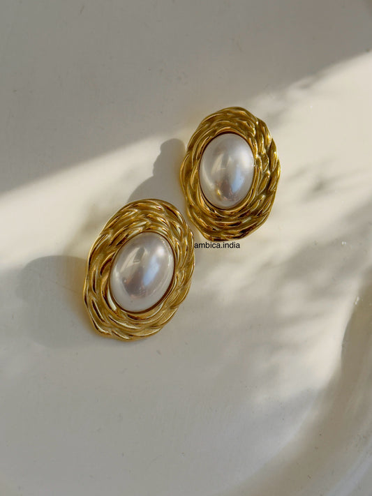 Vintage faux pearl Earrings