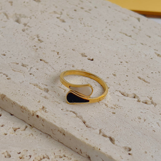 Black white cross ring
