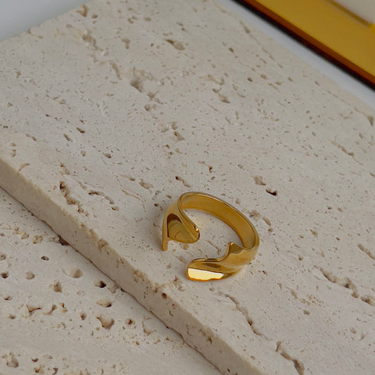 Chunky adjustable ring