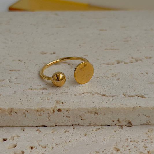 Classic round ring