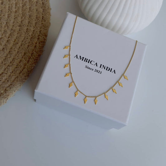 Dainty necklace