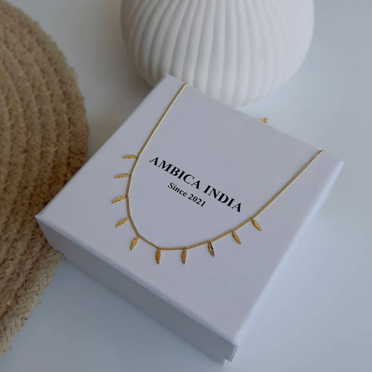 Leaf necklace