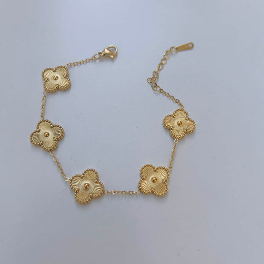 Clover 18k gold plated bracelet