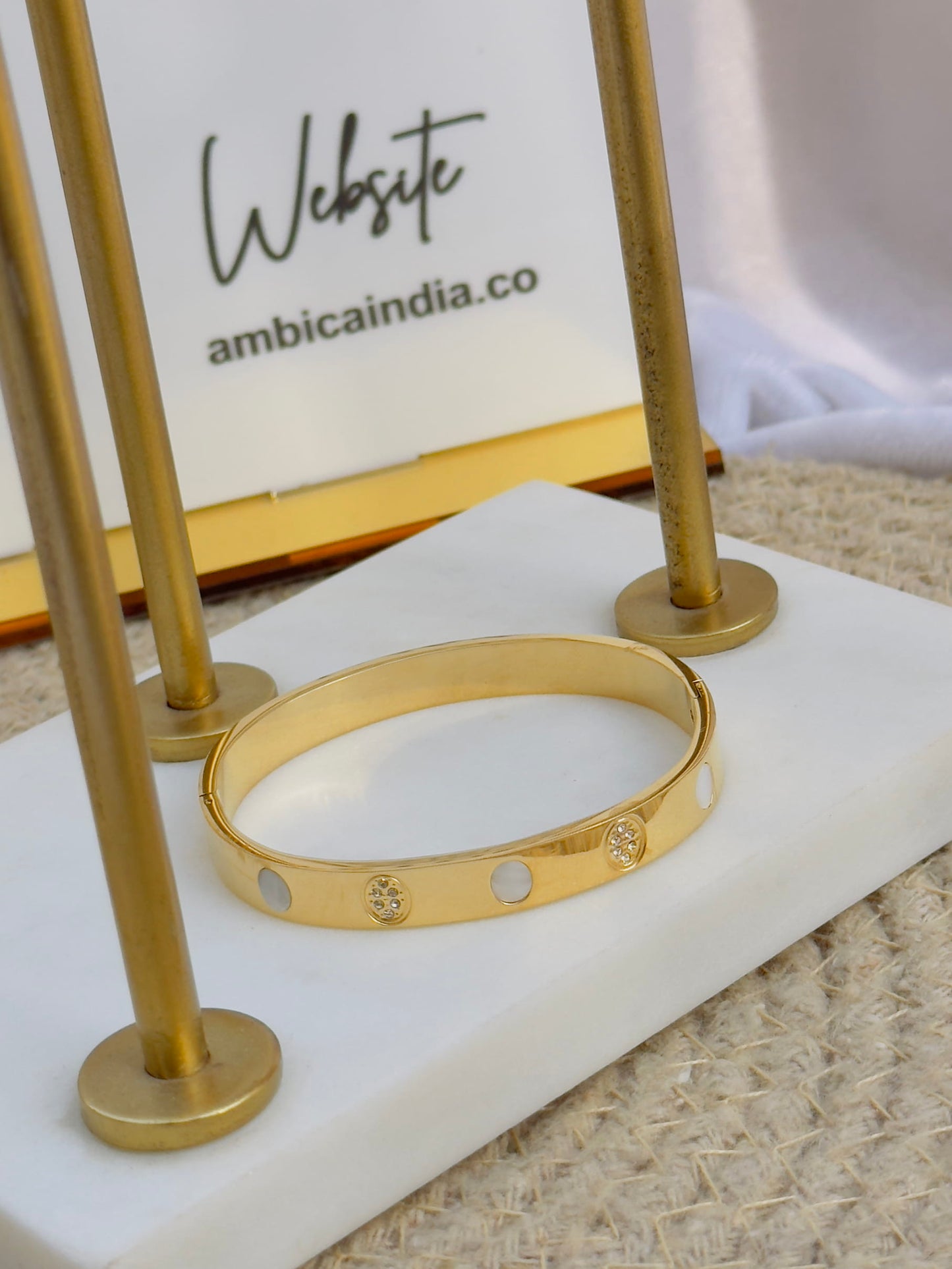 Band  bracelet