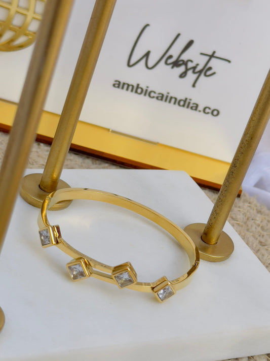 White triangle crystal bracelet