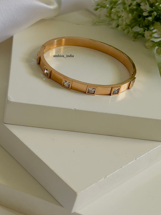 White square crystal bracelet