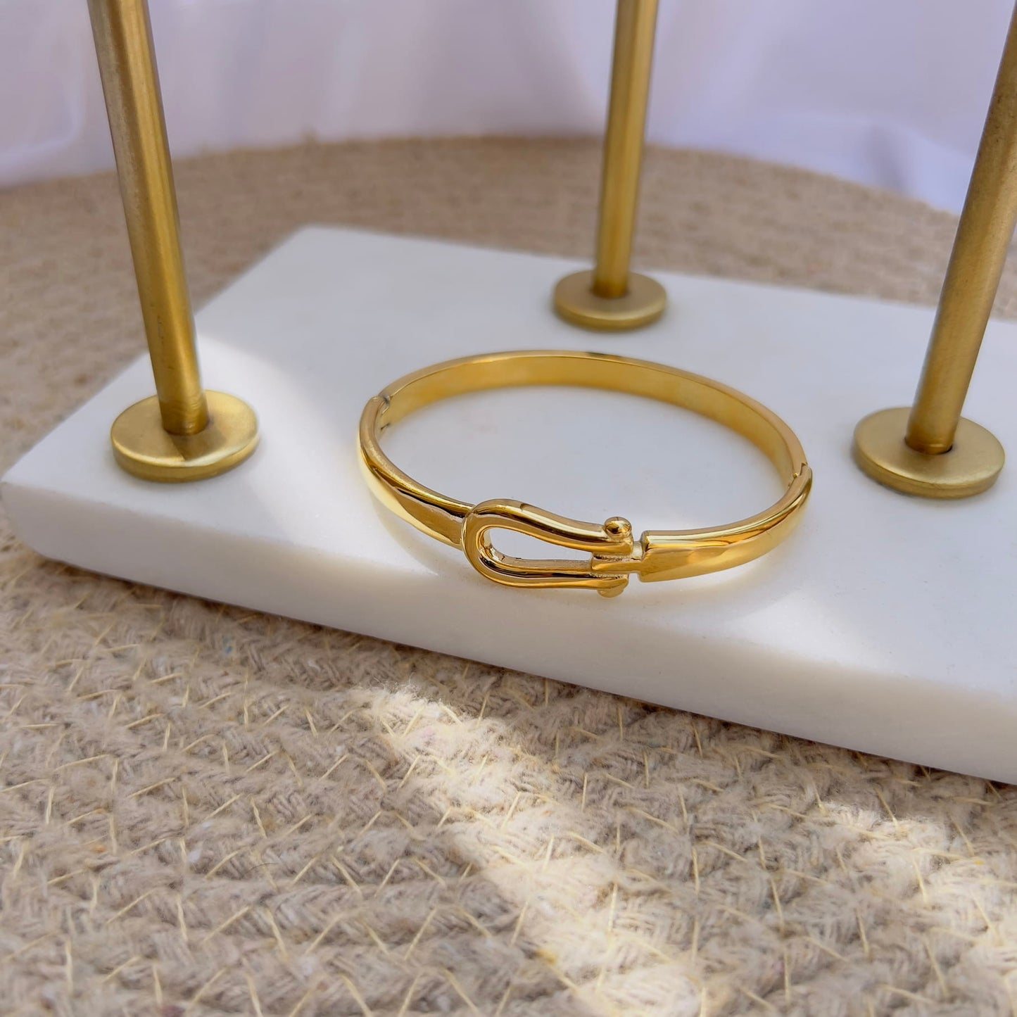 Belt bracelet