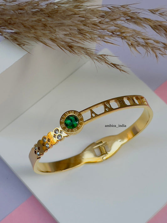 Roman green crystal bracelet