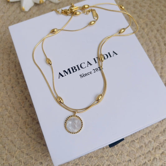 Mother pearl layered necklace