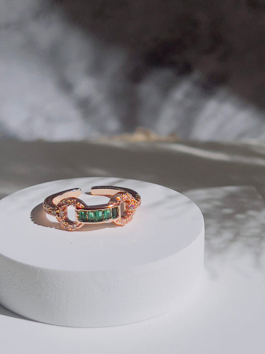 Green small crystal adjustable ring