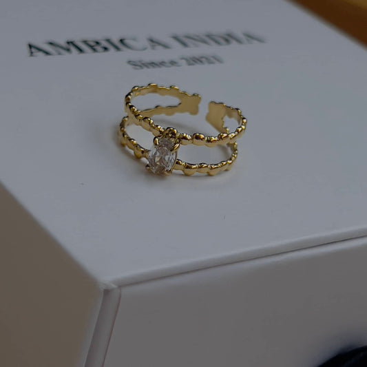 Oval crystal ring