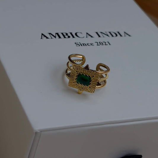 Rectangle green crystal ring