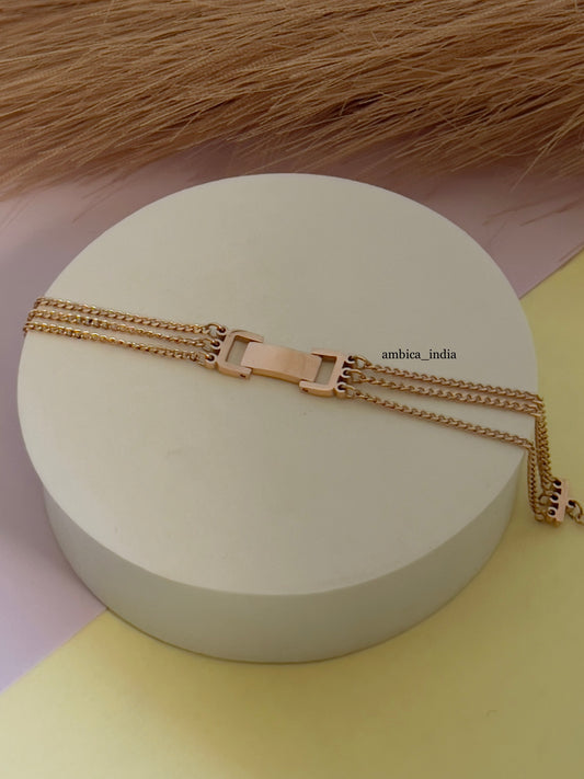 Belt style adjustable bracelet