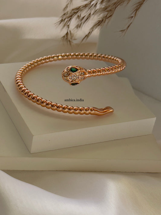 Serpent adjustable bracelet rose gold