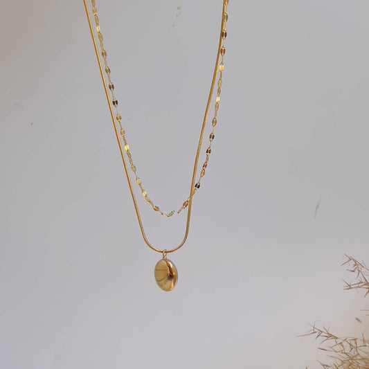 Classic layered necklace