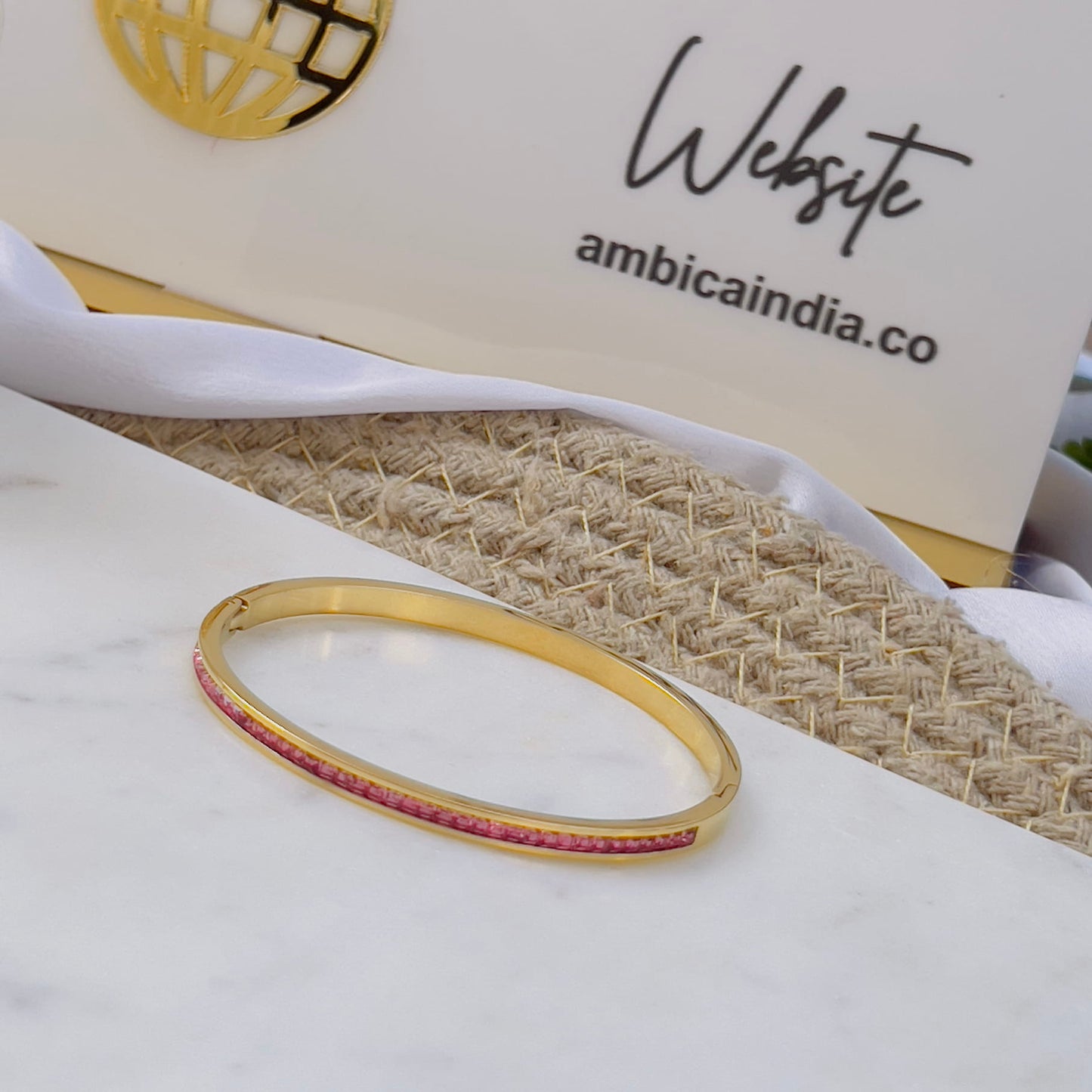 Pink crystal thin bracelet